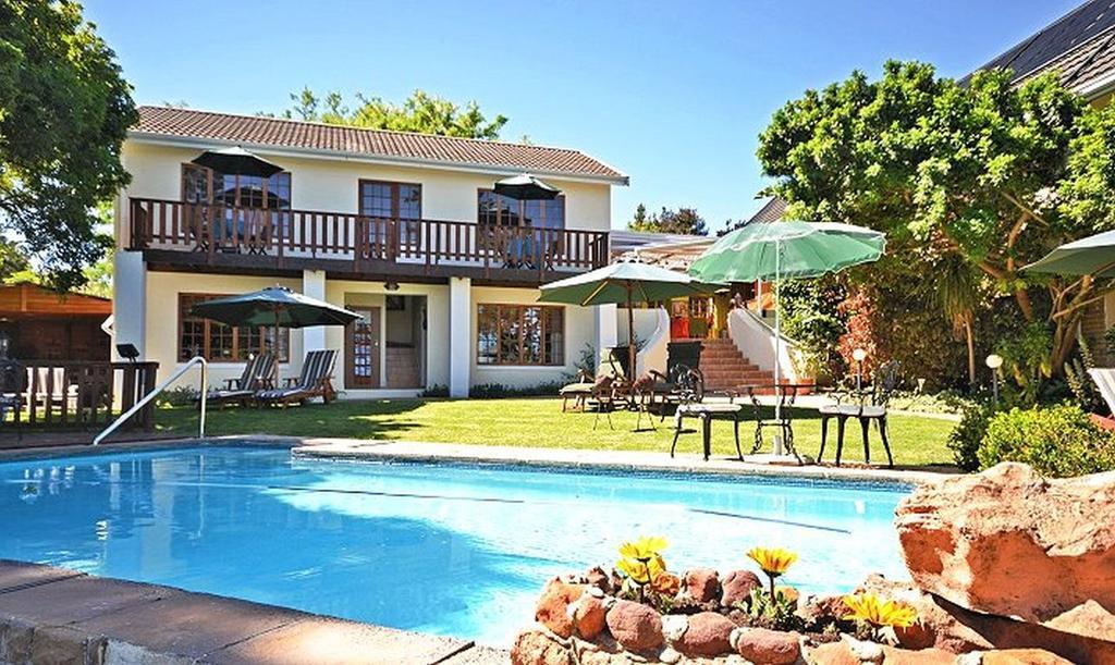 Golf And Garden Guesthouse Somerset West Zewnętrze zdjęcie